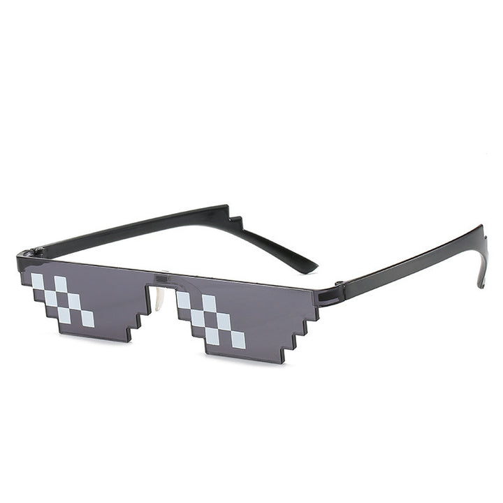 Pixelbrille mit geometrischem Muster