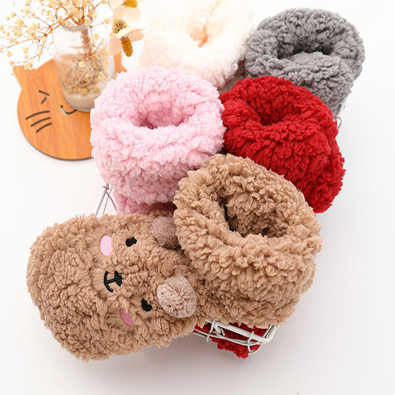 Warme, flauschige Bärensocken | Karnz