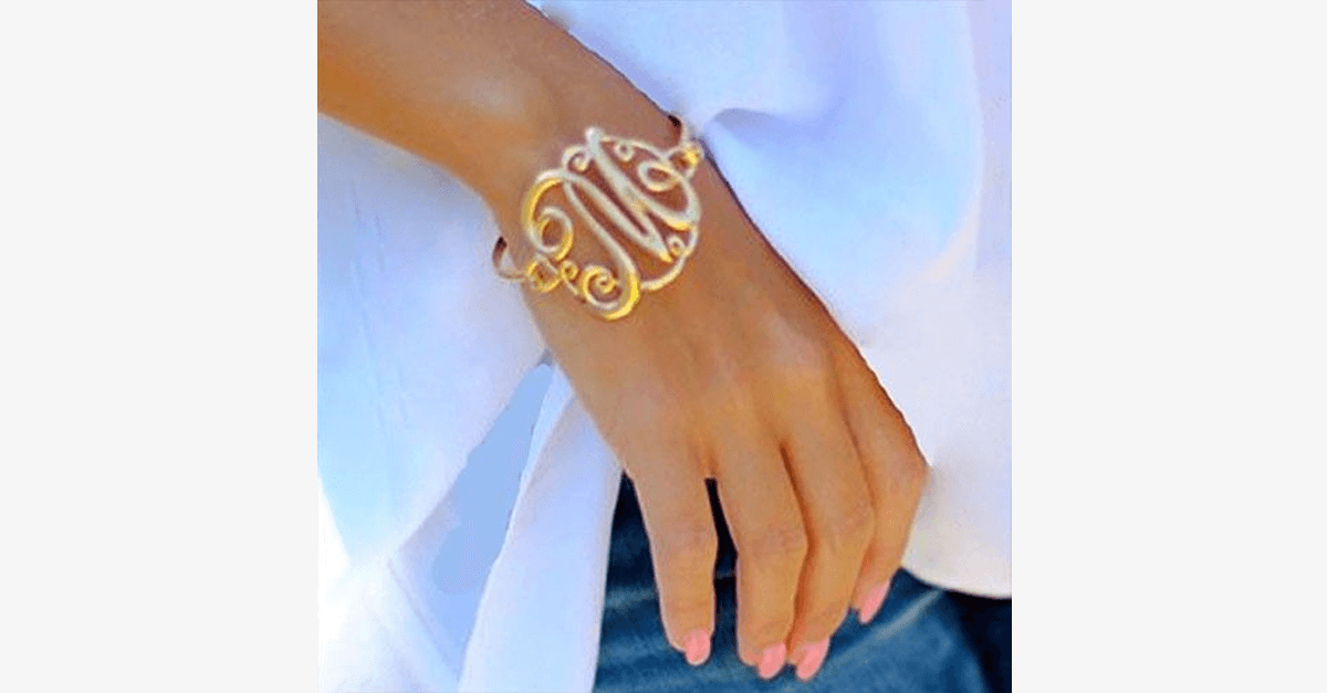 Das neue trendige Armband mit Monogramm und Initialen