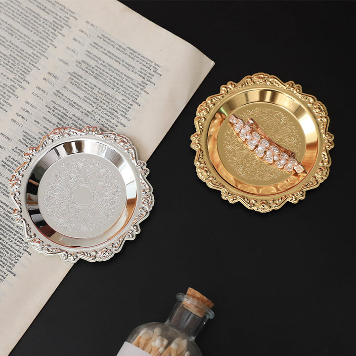 Dekorative Schale mit Reliefmuster, Gold