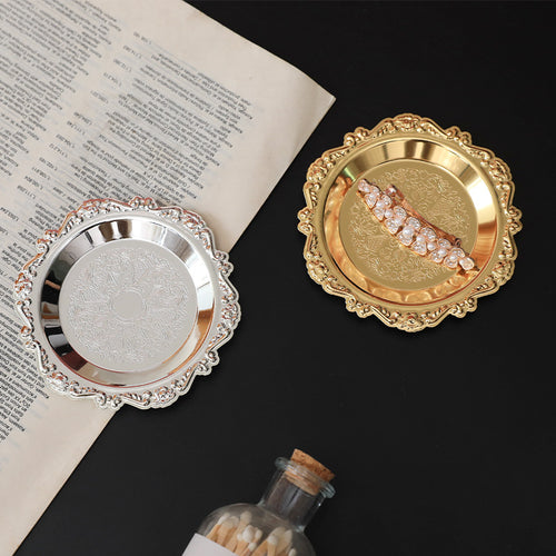 Dekorative Schale mit Reliefmuster, Gold