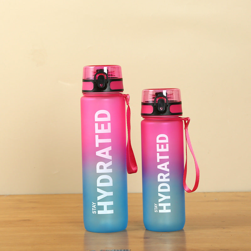 Sporttrinkflasche mit Sprungdeckel, 750–1000 ml