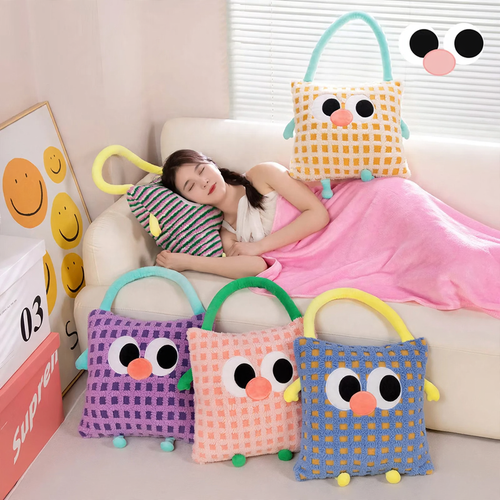 Kuschelkissen und Decke 2-in-1, Streifenmuster
