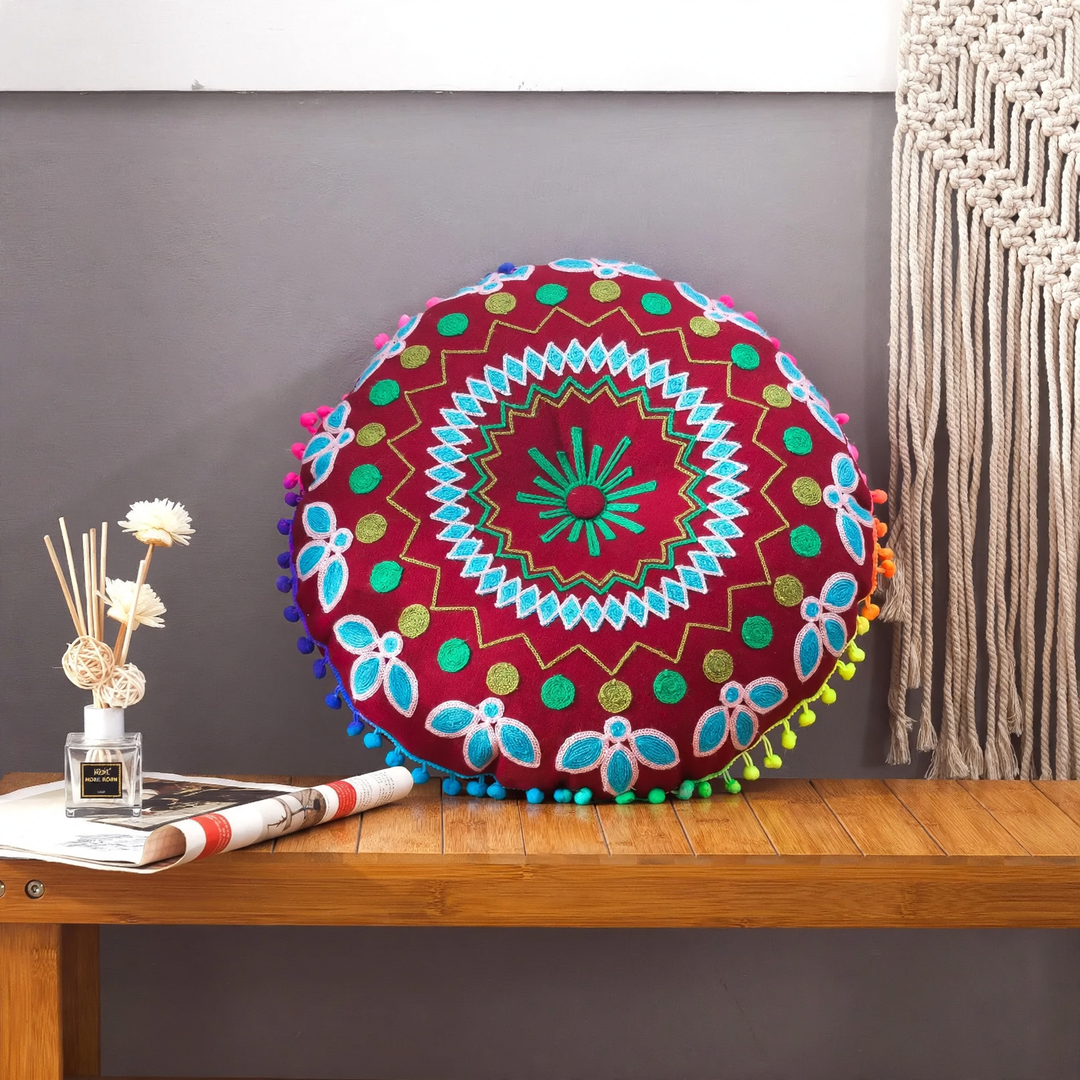Rundes Sitzkissen, handbestickt, Boho-Stil