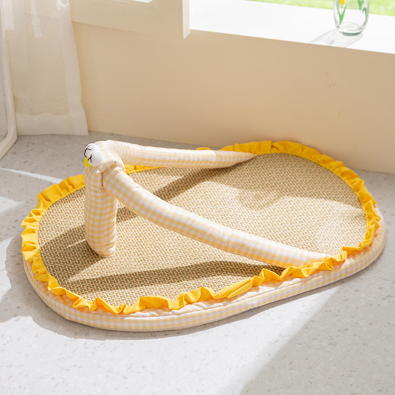 Atmungsaktive Haustiermatte aus Rattan, Sommer