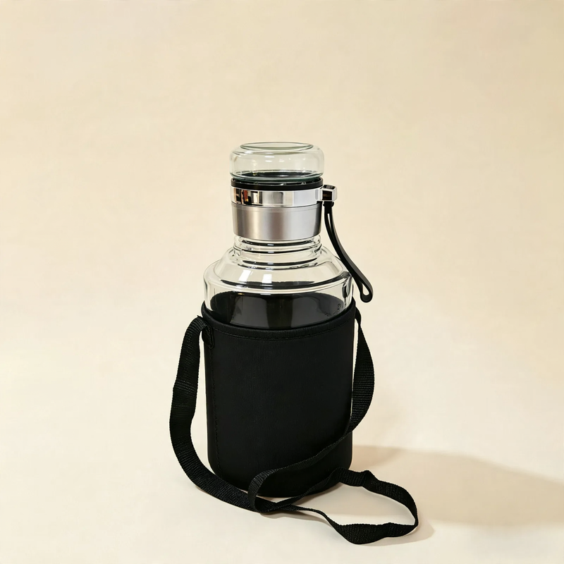 Glastee-Flasche mit Sieb, 750–2000 ml