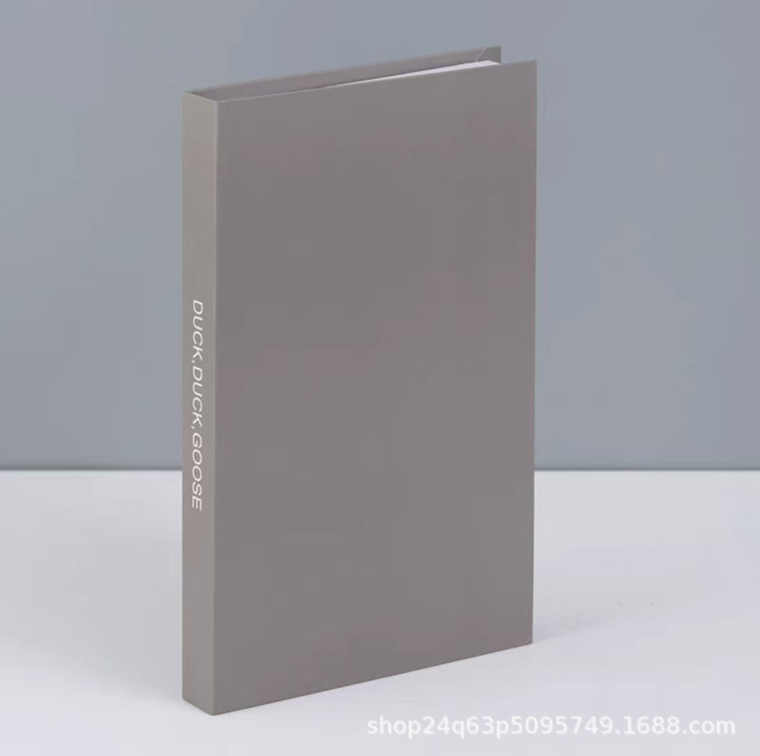 Dekoratives Kunstbuch, nordisch-minimalistisch