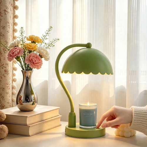 Tischlampe mit Duftkerze und Hebelmechanismus