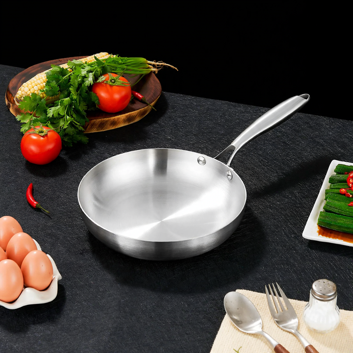 Bratpfanne, Titan-Aluminium, antihaftbeschichtet