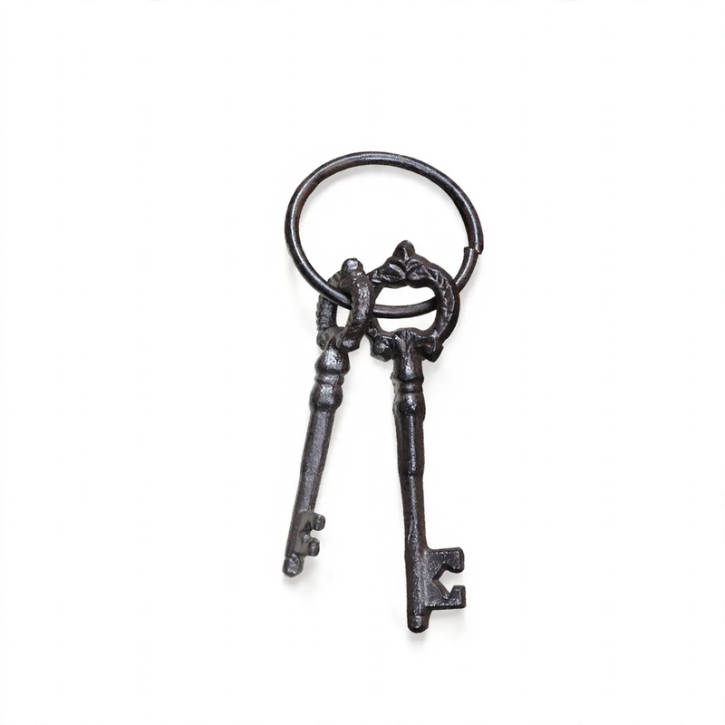 Wandhaken aus Eisen mit Schlüsselmotiven