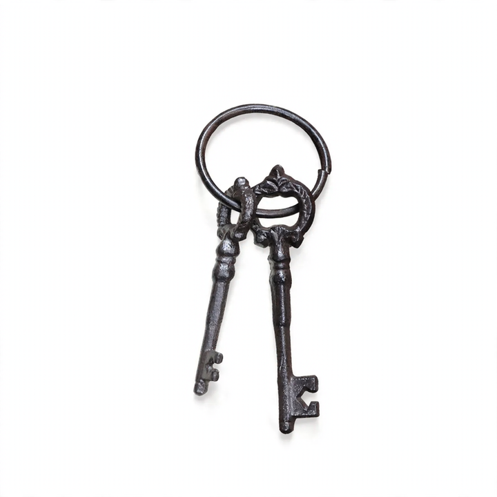 Wandhaken aus Eisen mit Schlüsselmotiven