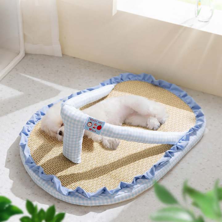 Atmungsaktive Haustiermatte aus Rattan, Sommer