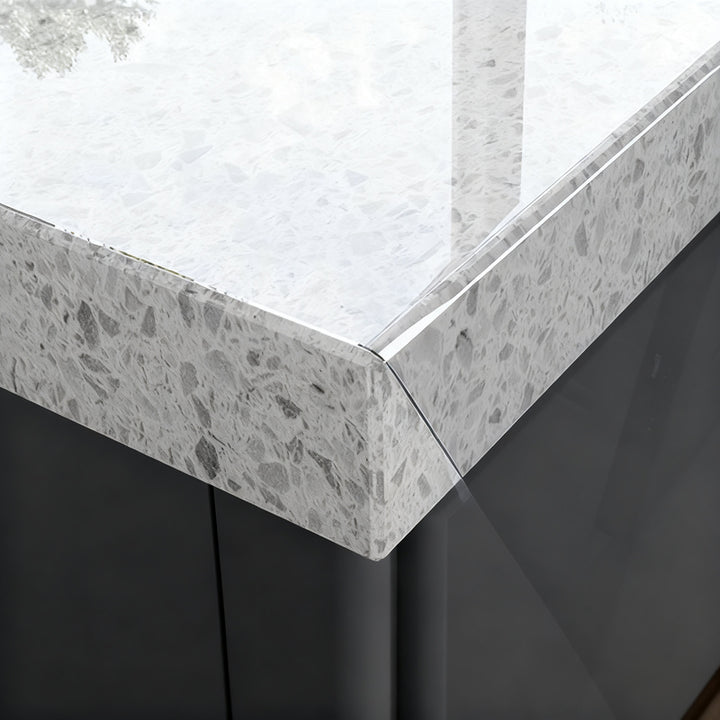 Transparente Schutzfolie für Tische und Möbel