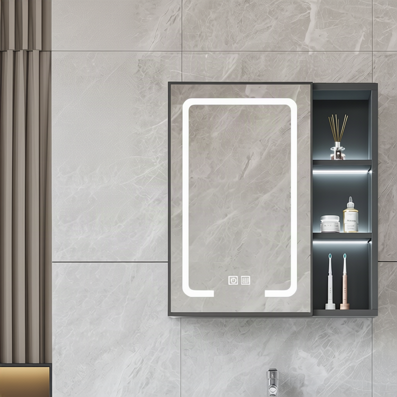 Badezimmerspiegelschrank mit LED und Steckdose