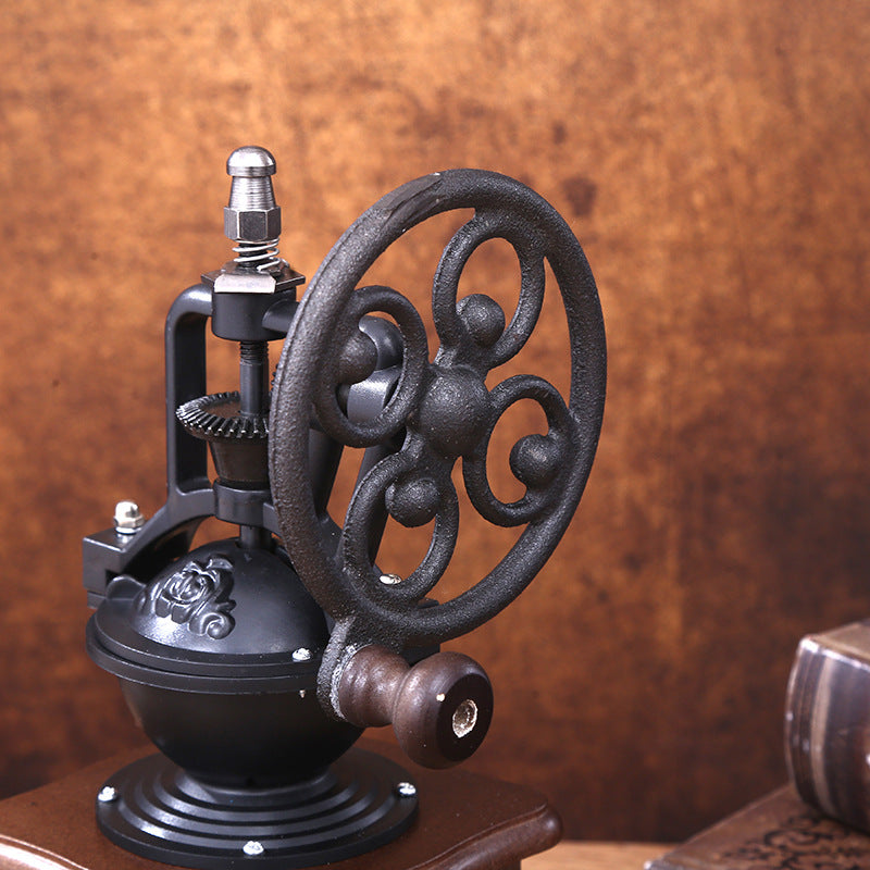 Handkaffeemühle mit CNC-Mahlwerk und Bürste