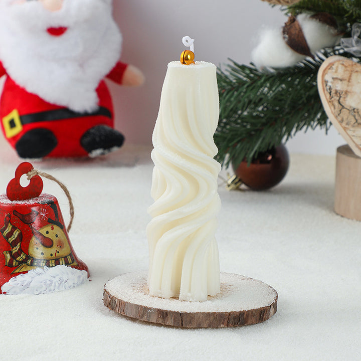 Handgeferti Weihnachts-Duftkerze, Baumform