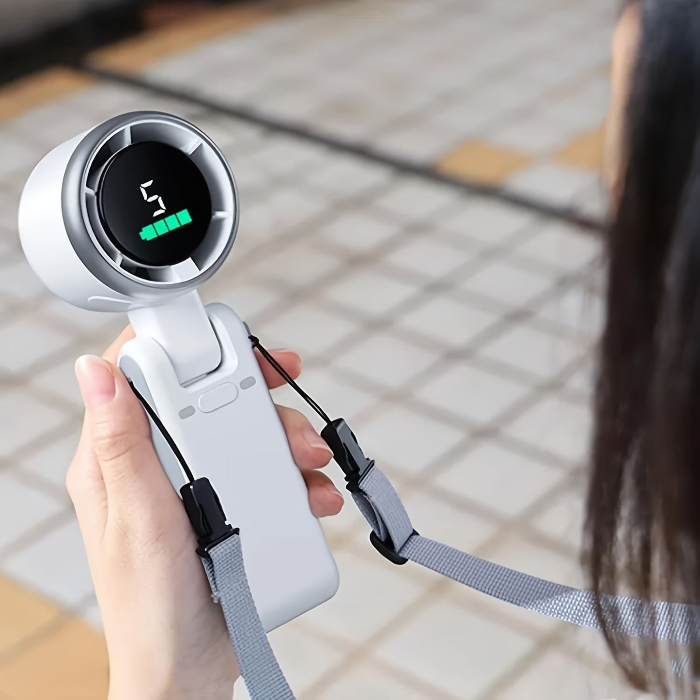 USB wiederaufladbarer Handventilator mit 5 Geschwindigkeiten | Karnz
