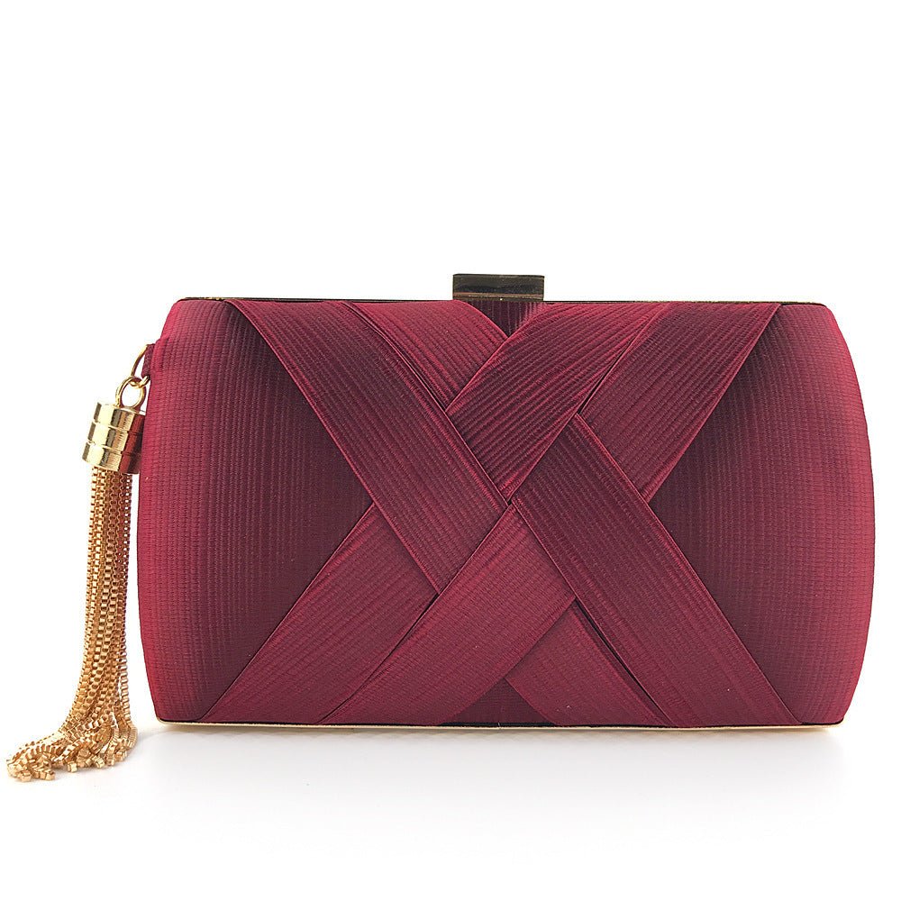 Éclessa Luxus-Abendclutch | Satin-Quastenhandtasche für klassische und moderne Eleganz