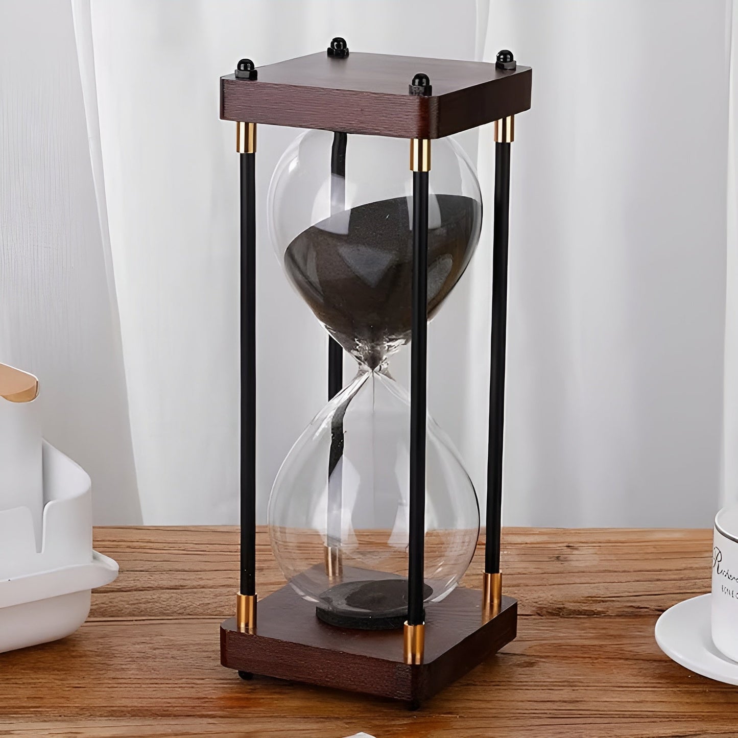 Kostenloser 60-Minuten Sanduhr – Kreatives Dekoratives Retro-Design in Schwarz | Metallrahmen mit kratzfester Basis | Karnz