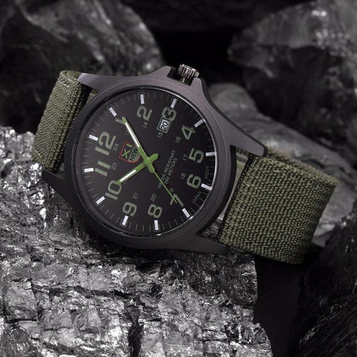Taktische Herren Uhr AdventureTime – Wasserdicht und Stoßfest mit LED | Karnz