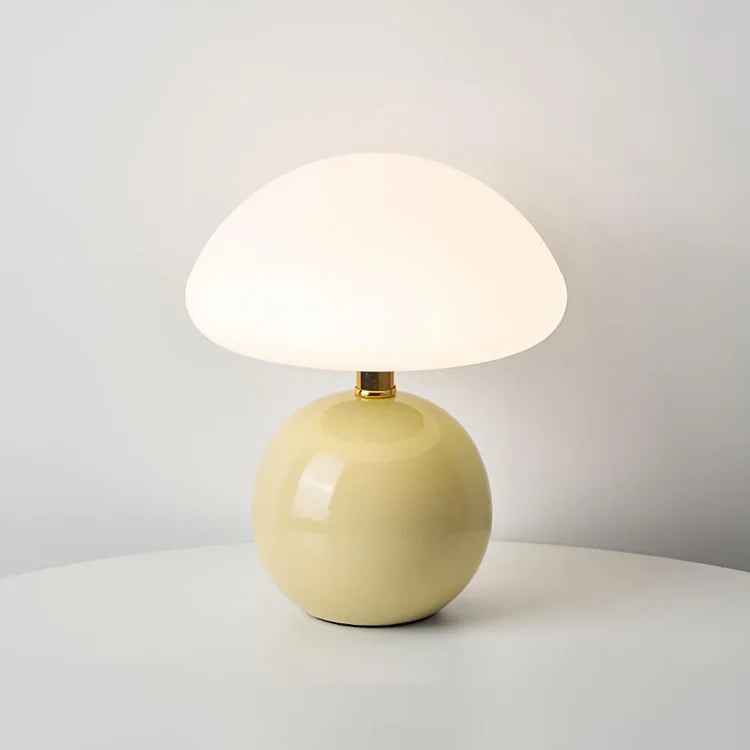 Karnz | Französischer Stil und natürliche Schönheit des Pilzes in der Lampe