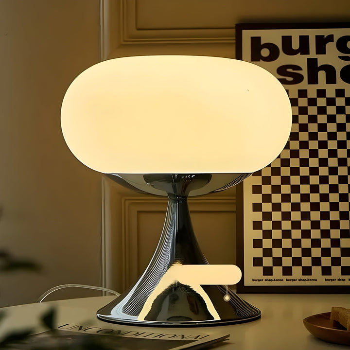 SereneCrystal Lampe – Elegante Retro-TaKarnz-Lampe