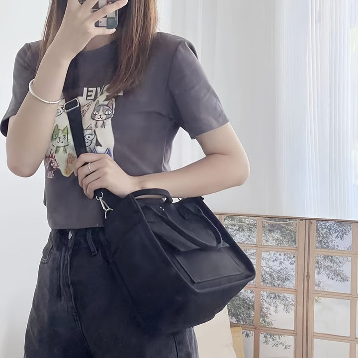 UrbanEase Canvas Slingbag – Weiße Schultertasche mit Magnetic Closure und verstellbarem Riemen | Karnz