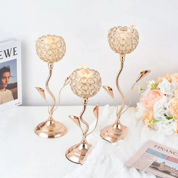 Goldene Kristallblumenform Kerzenhalter Set - Metall Klassisches Design | Karnz
