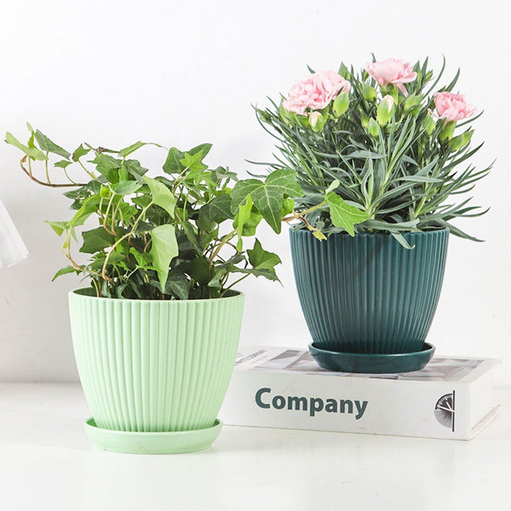 Home Garden Pflanzentopf mit Unterteller - Modernes Kunststoffdesign | Karnz