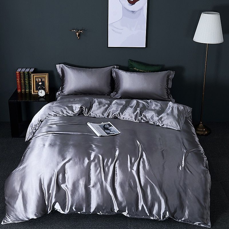 4-teiliges Luxus-Set Seiden-/Satin-Bettwäsche - 2x Kissenbezüge und Spannbettlaken Karnz