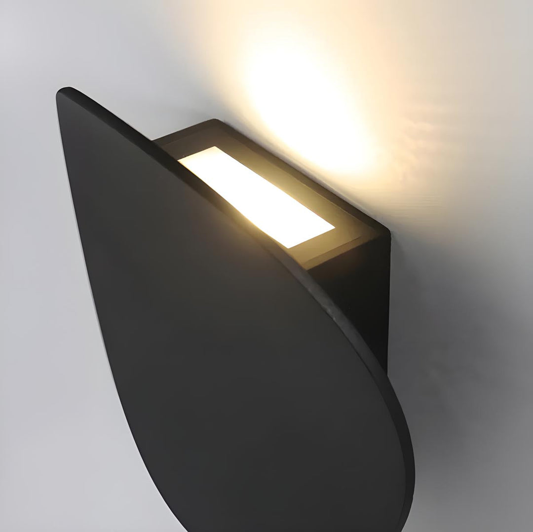 Elegante LED-Wandleuchte – Stilvolle Beleuchtung für eine Warme Atmosphäre | Karnz