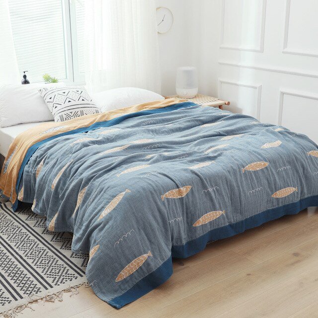 Weiche japanische Wurfdecke