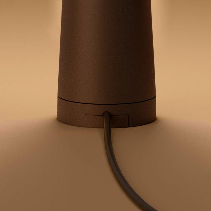 Karnz | Skulptur Tischlampe Drahtlose LED Lampe Solid Aluminium 10000mAh Batterie 3-Stufen Dimmung CRI 90 USB-C Ladeanschluss Warmweiß 2700K