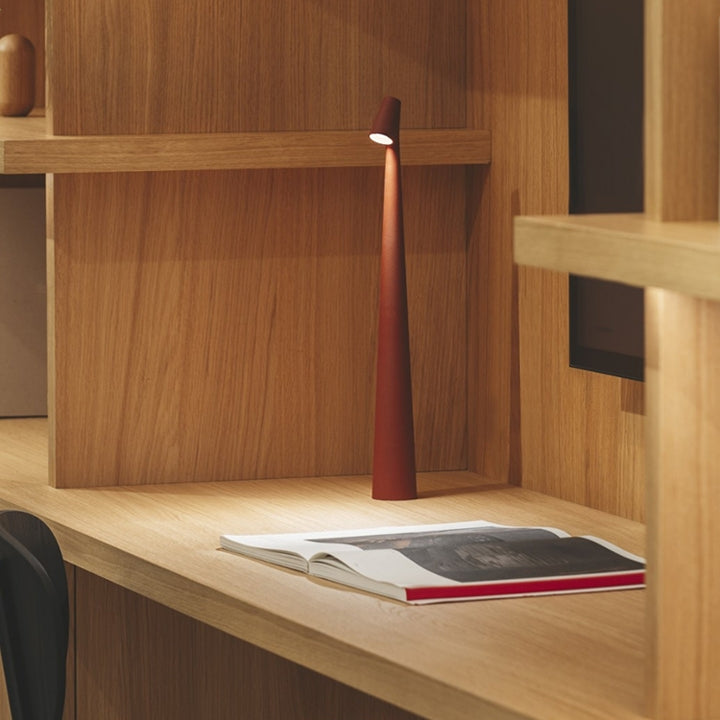Karnz | Skulptur Tischlampe Drahtlose LED Lampe Solid Aluminium 10000mAh Batterie 3-Stufen Dimmung CRI 90 USB-C Ladeanschluss Warmweiß 2700K