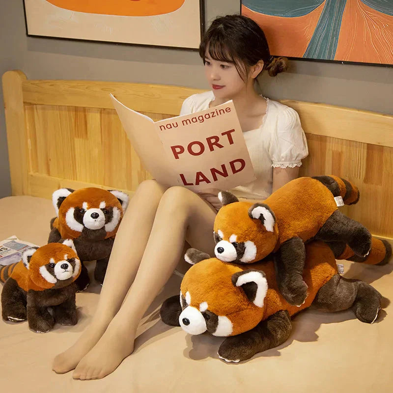 Karnz | Liegender Flauschiger Roter Panda Lebensechter Plüschspielzeug