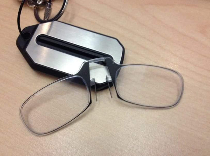 Karnz | Schlüsselanhänger Clip-On Lesebrille