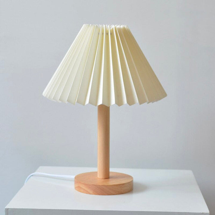 Holz Nachttischlampe mit gefaltetem Schirm Vintage Design | Karnz