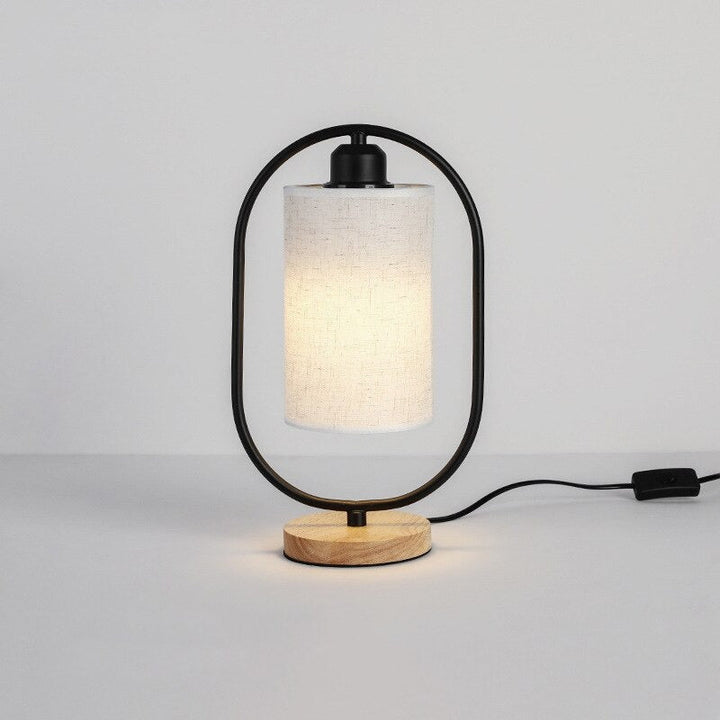 Industrieller Stil Holztischlampe mit Metallakzent | Karnz