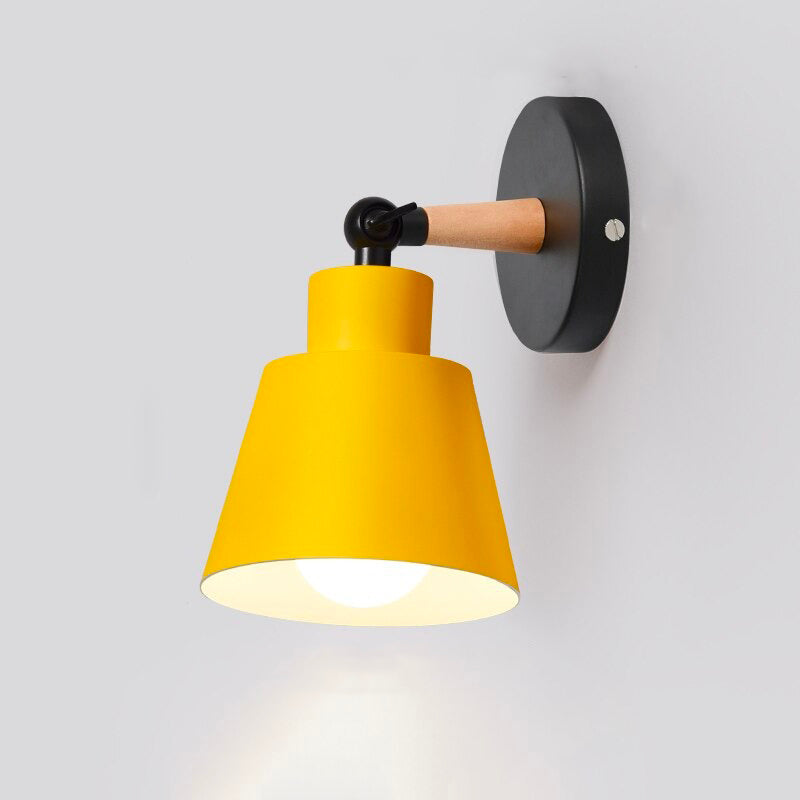 Skandinavische Metall Wand Nachttischlampe mit Touchsteuerung | Karnz