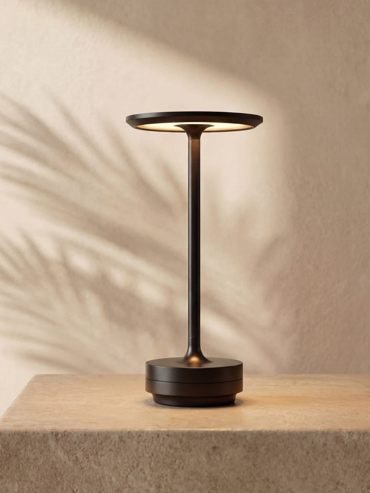 Stimmungsvolle Luxus Tischlampe - LumoVibe | Karnz
