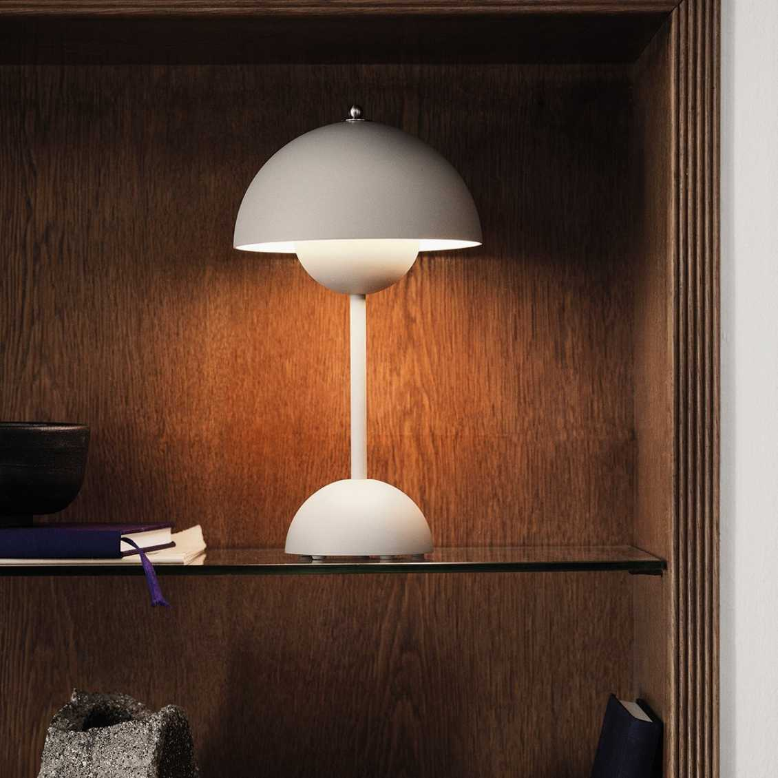 LED-Tischleuchte - MoonGlow