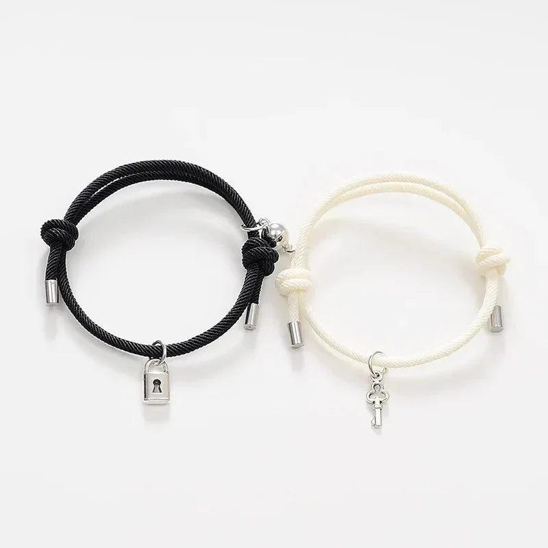 Karnz | Schloss und Schlüssel Magnetisches Seilarmband Set
