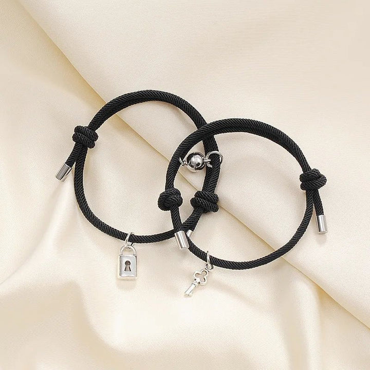Karnz | Schloss und Schlüssel Magnetisches Seilarmband Set