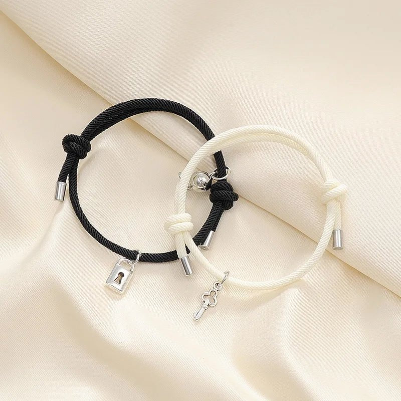 Karnz | Schloss und Schlüssel Magnetisches Seilarmband Set