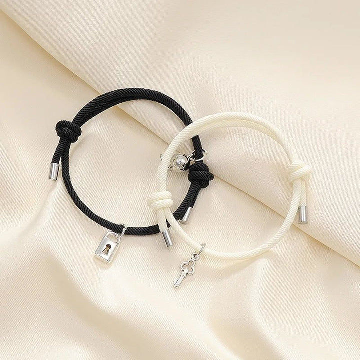 Karnz | Schloss und Schlüssel Magnetisches Seilarmband Set