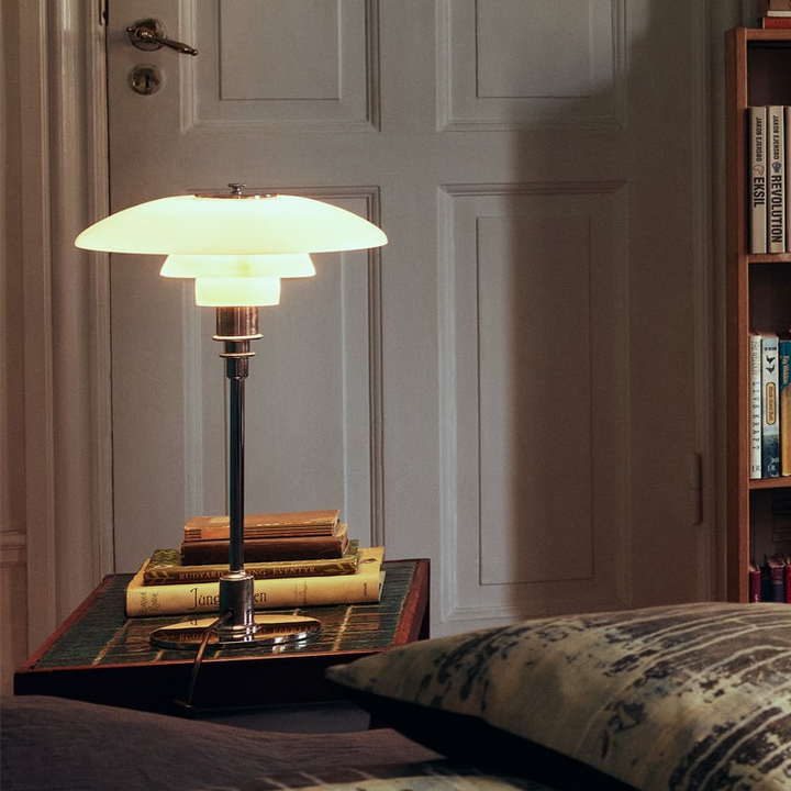 Karnz | Skandinavische Designer Tischlampe Minimalistisch