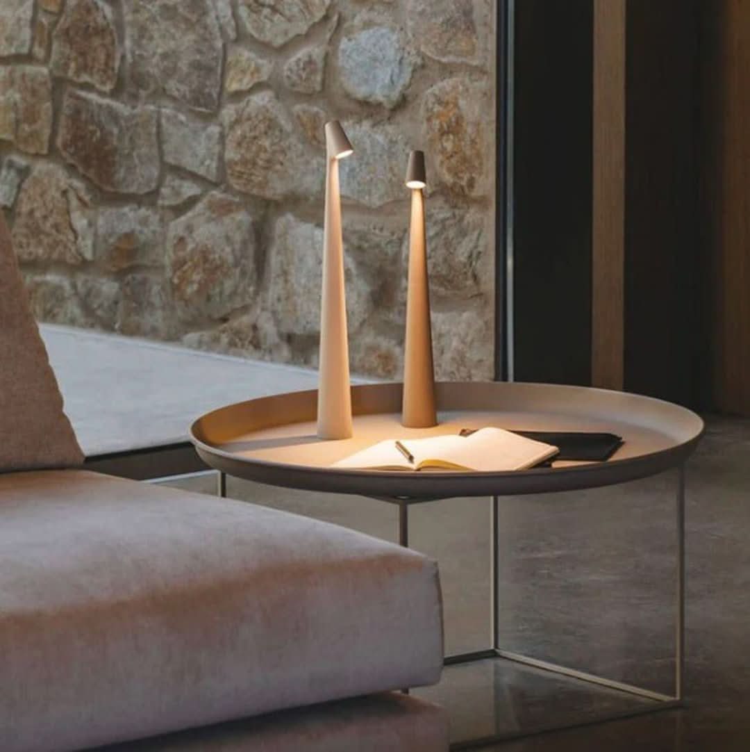 Karnz | Nordic Minimalistisches Design Stimmungslicht | Kabellos | LED | Leselampe | Tischlampe