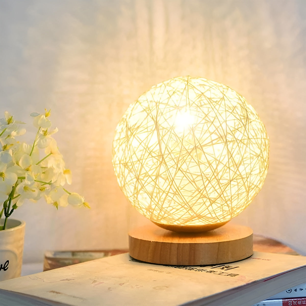 TwineGlow Light – Moderne USB-aufladbare Karnze Rattan-Lampe