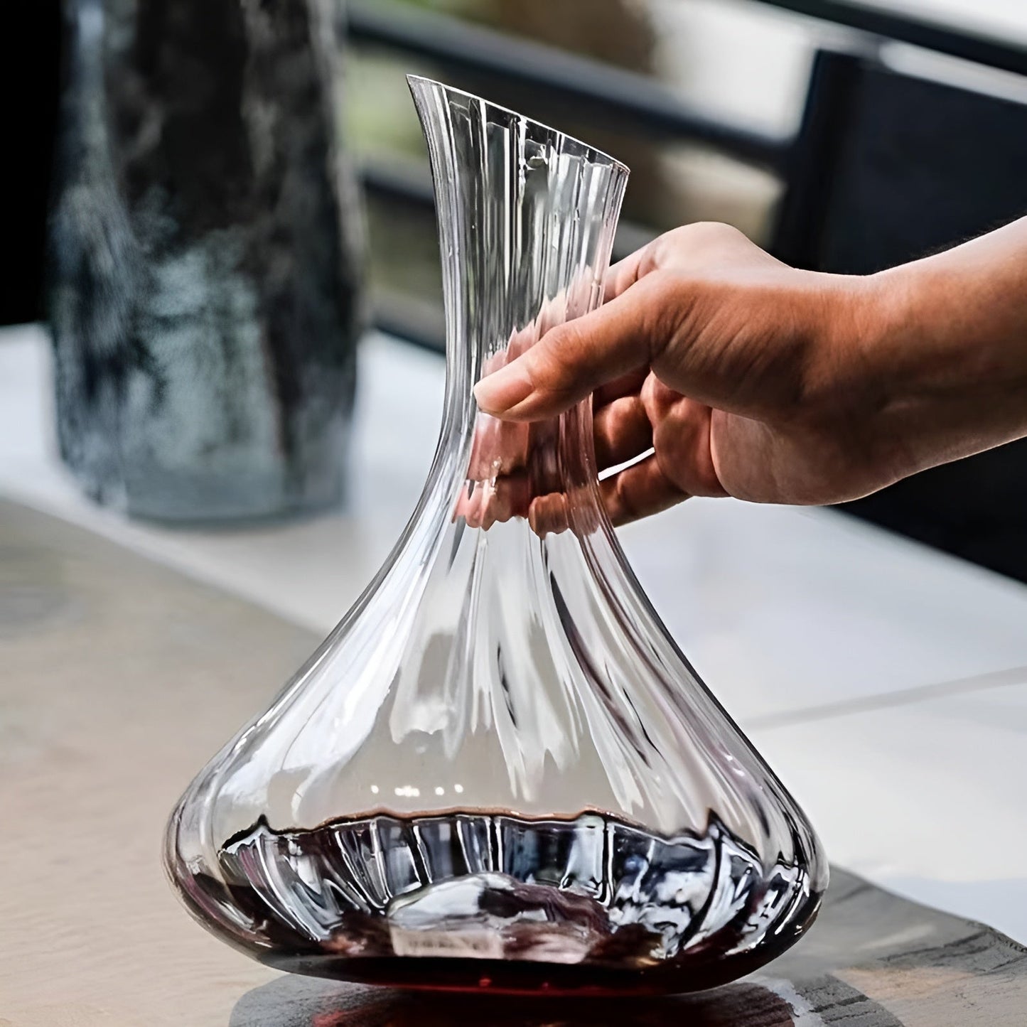 Kompakte Weinkaraffe aus Glas – auslaufsicher und tragbar | Ideal für Reisen