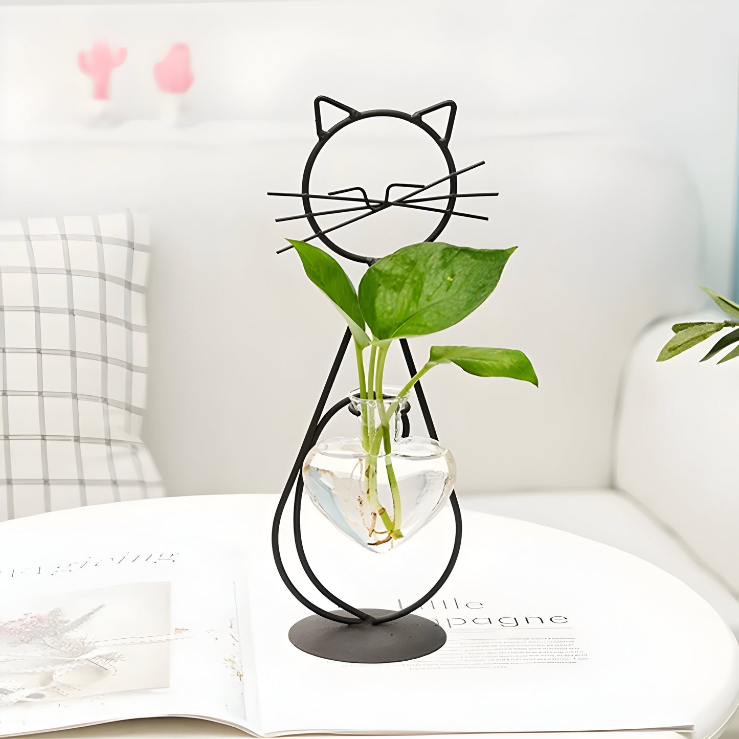 AquaPurr Vase – Hydroponische Glasherzvase mit katzenförmigem Halter